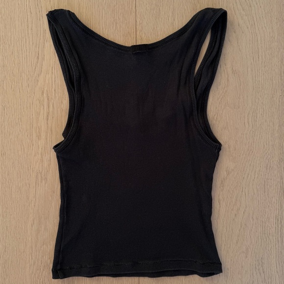 SKIMS Soft Lounge Tank Top - Picture 4 of 4